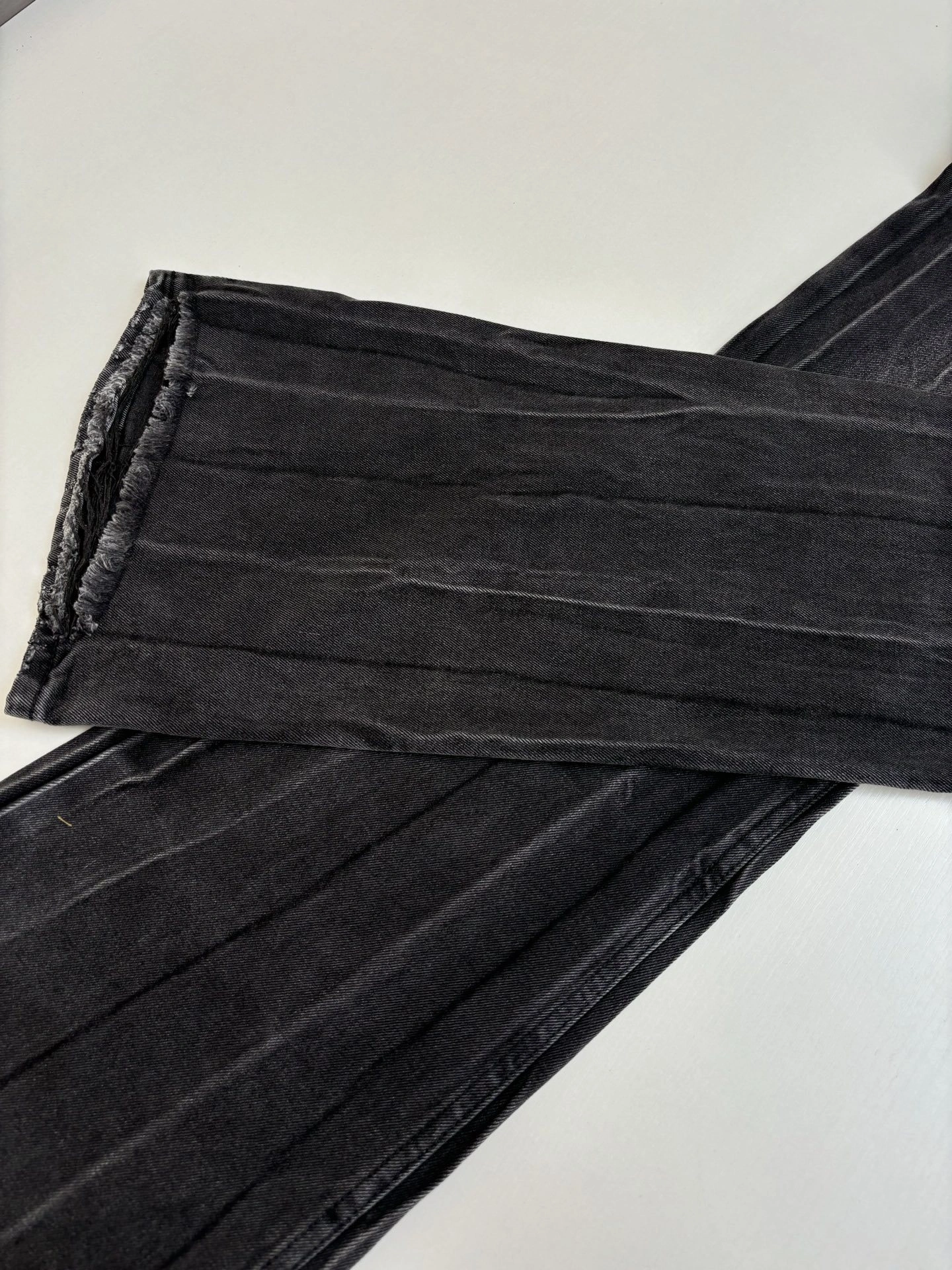 wg.luxury- 218593i16 item:E-F000G2499H
